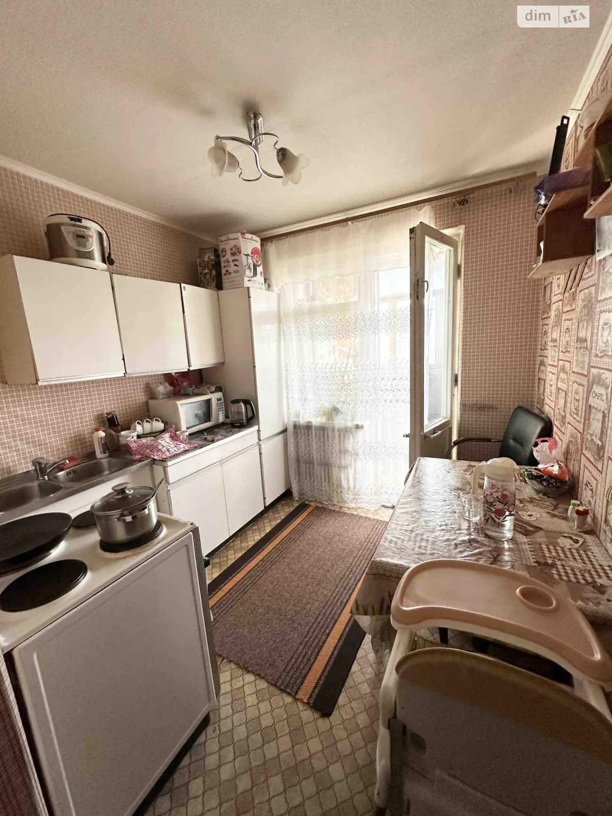 Продается 1-комнатная квартира 40 кв. м в Днепре, ул. Кедрина Дм., 49 - фото 1