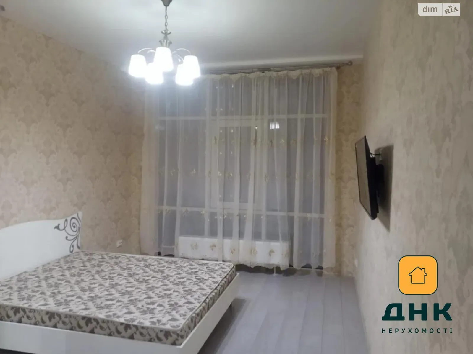 Продается 1-комнатная квартира 40 кв. м в Одессе, пер. Курортный, 1Б - фото 1