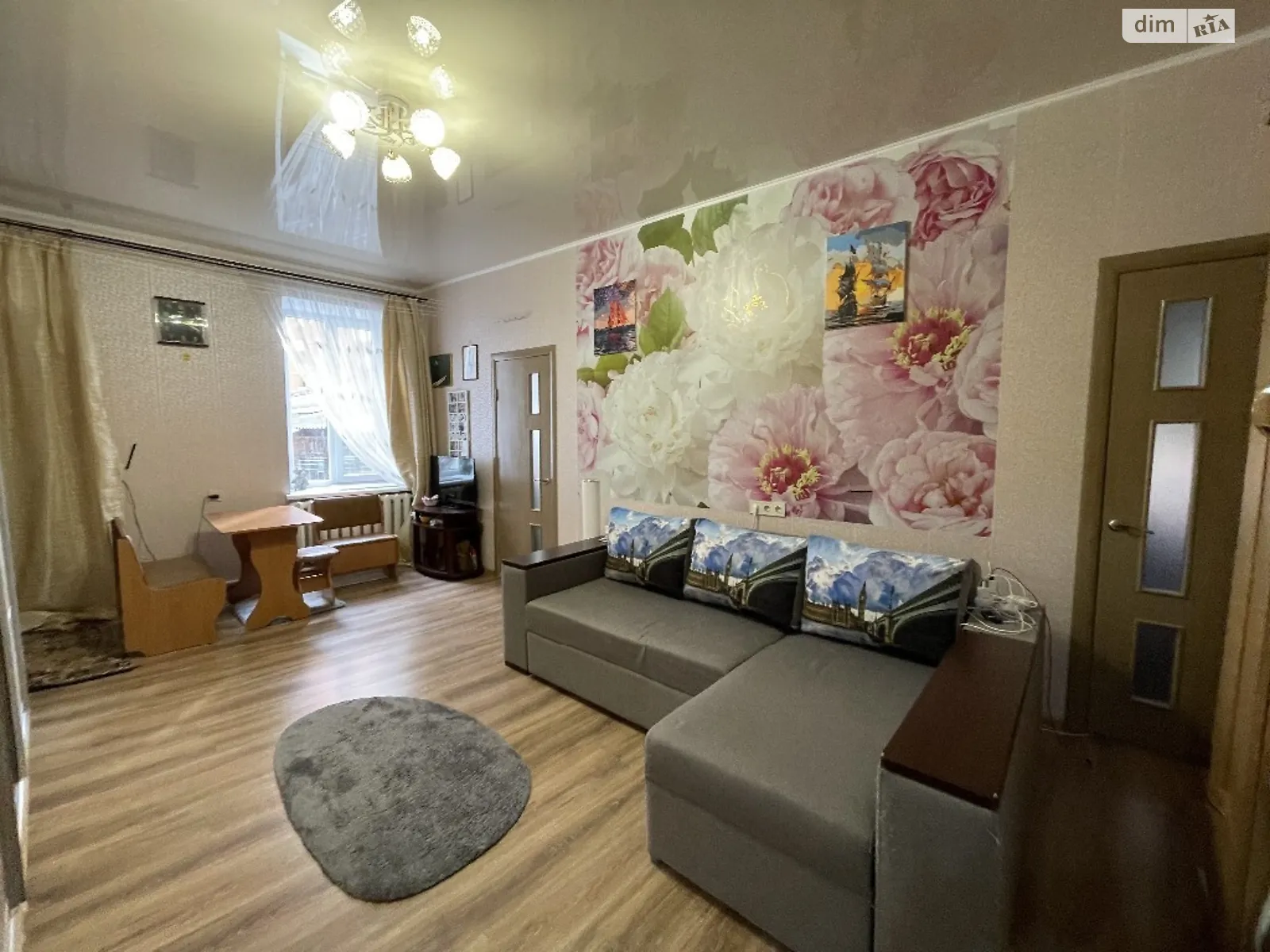 Продается 3-комнатная квартира 49.6 кв. м в Одессе, ул. Садиковская