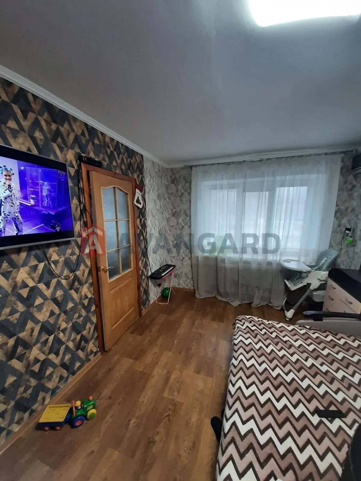 2-кімнатна квартира 43 кв. м у Запоріжжі, цена: 20000 $