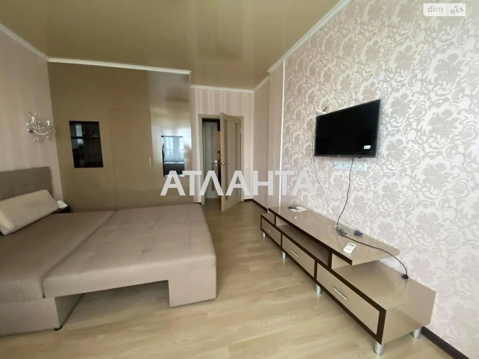 Продается 1-комнатная квартира 40 кв. м в Одессе, ул. Проценко, 501