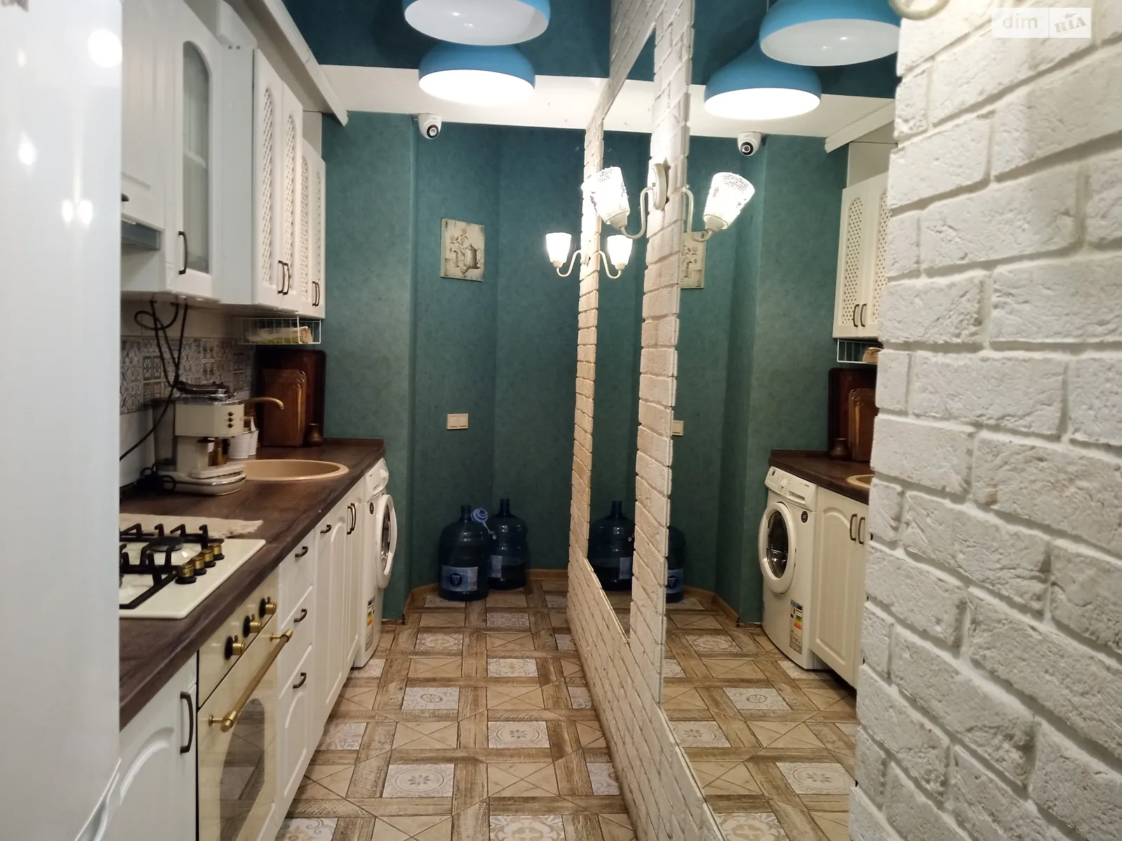 Продается 2-комнатная квартира 42 кв. м в Одессе, ул. Богдана Хмельницкого - фото 1