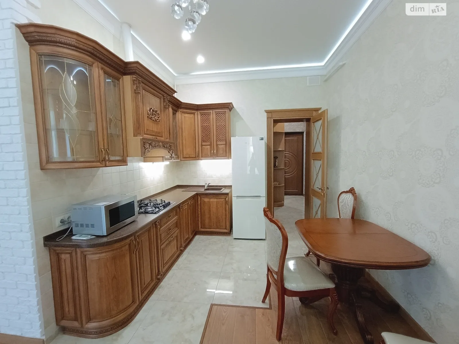Сдается в аренду 1-комнатная квартира 46 кв. м в Одессе, цена: 11000 грн
