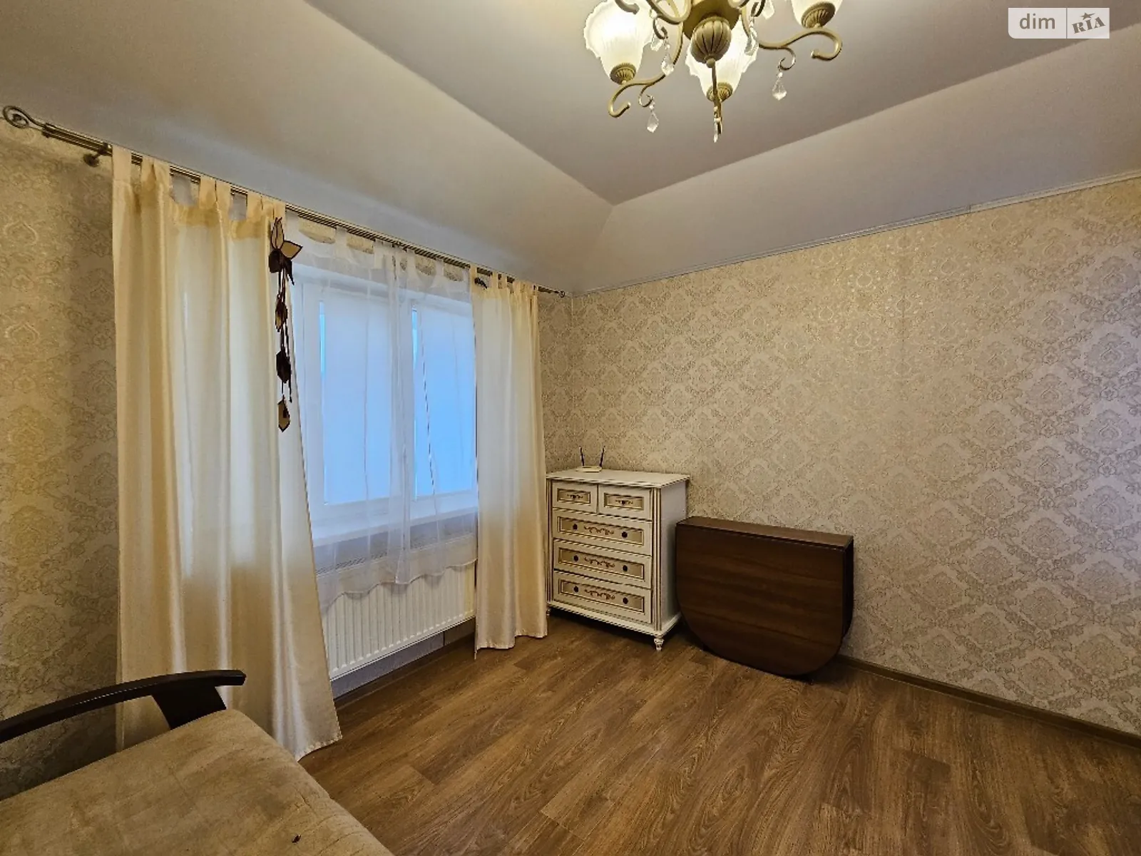 Продается 1-комнатная квартира 32 кв. м в Ирпене, ул. Мечникова, 68