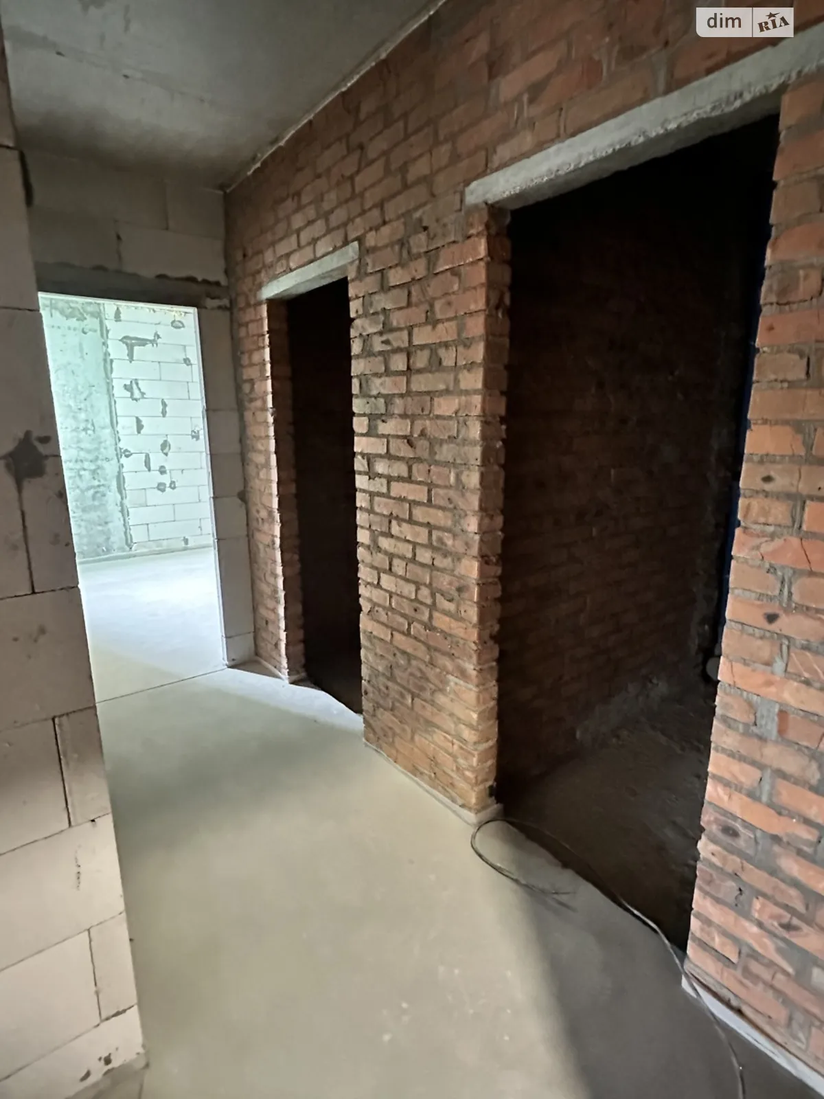 Продается 3-комнатная квартира 64 кв. м в Ирпене, ул. Университетская(Карла Маркса) - фото 1