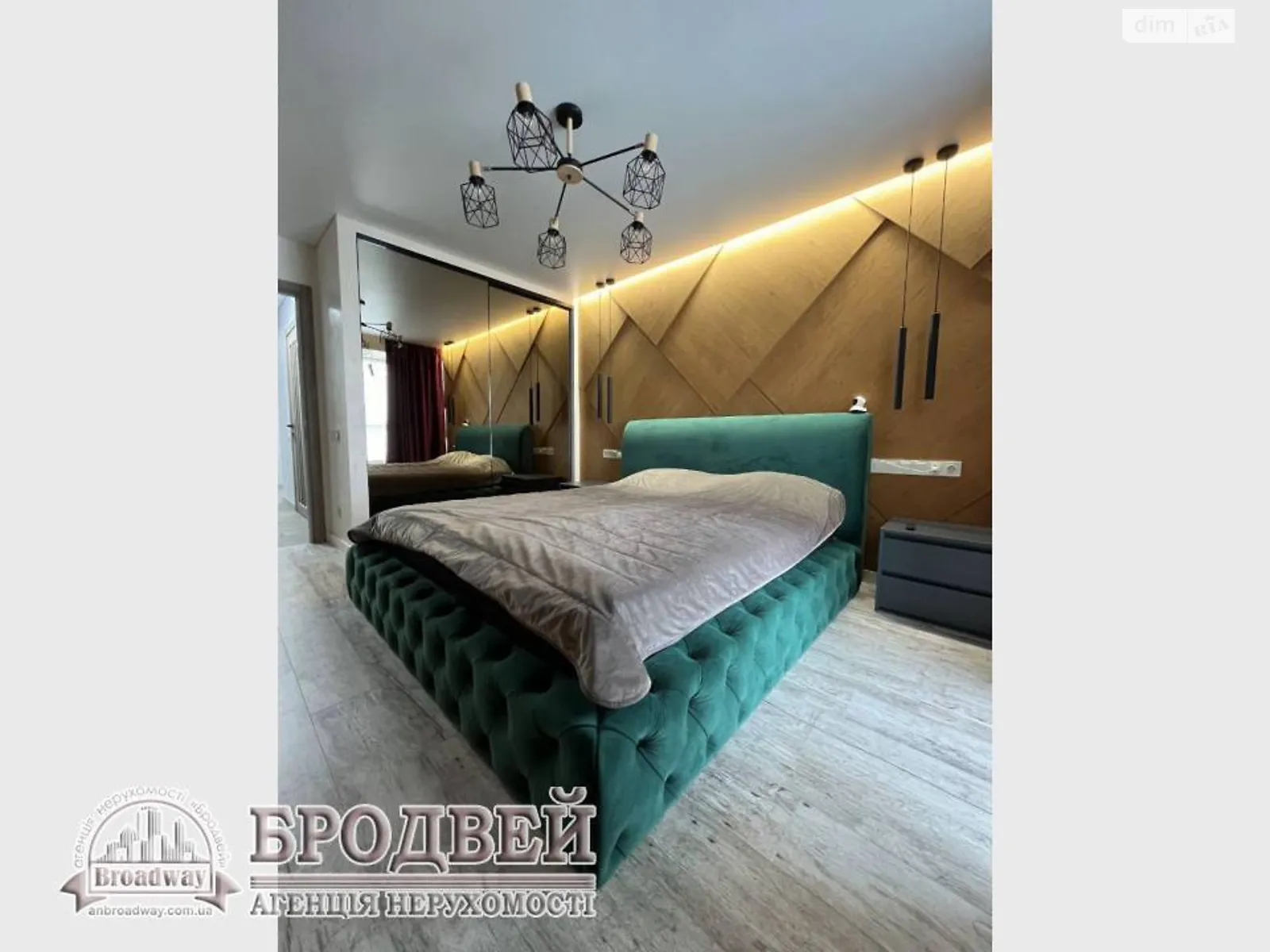 Продается 3-комнатная квартира 89 кв. м в Чернигове, цена: 120000 $ - фото 1