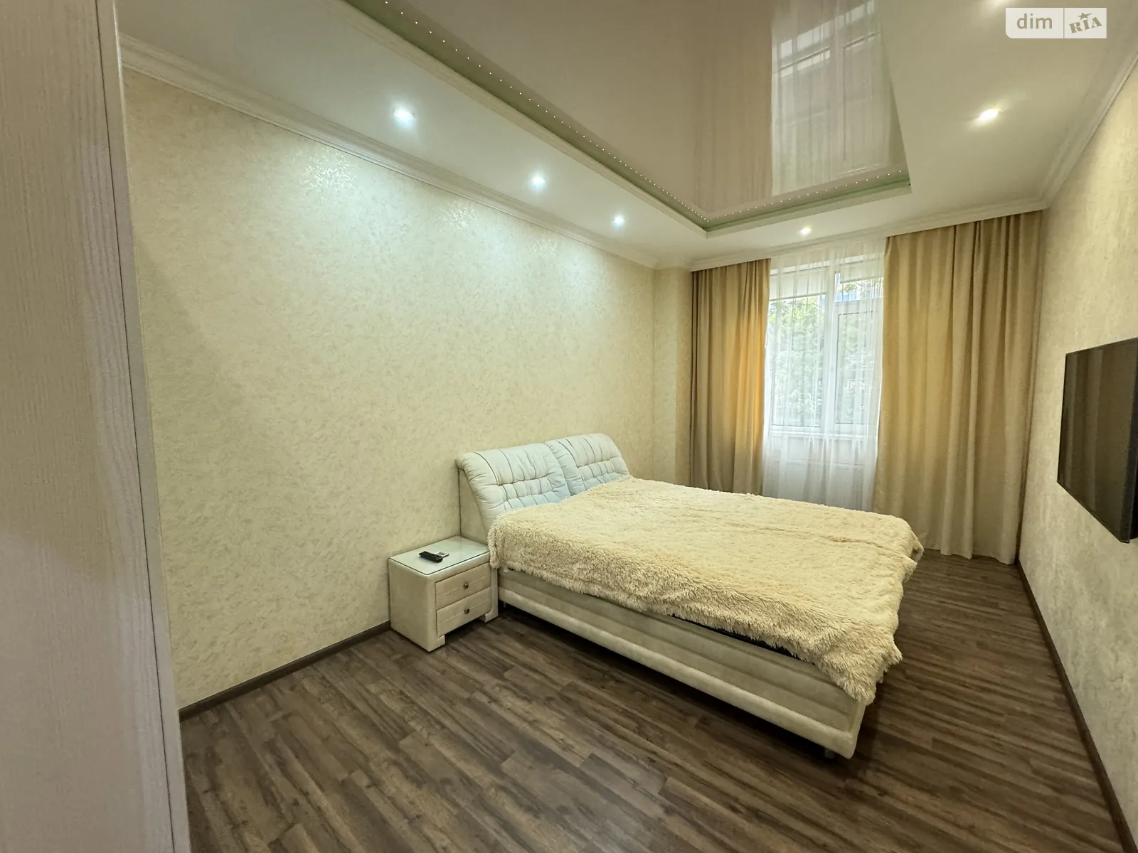 Здається в оренду 2-кімнатна квартира 65 кв. м у Лиманці, цена: 12000 грн