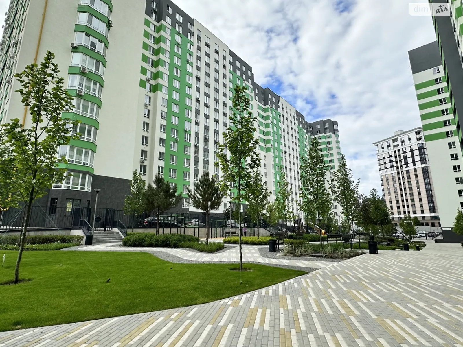 Продается 2-комнатная квартира 60 кв. м в Ирпене, ул. Университетская(Карла Маркса), 3/11 - фото 1