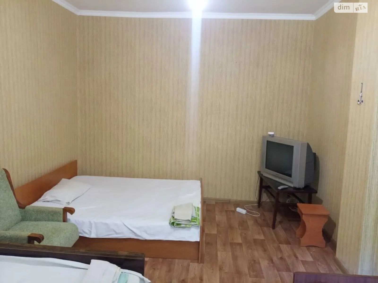 1-комнатная квартира 30 кв. м в Запорожье, ул. Железнодорожная, 54 - фото 1