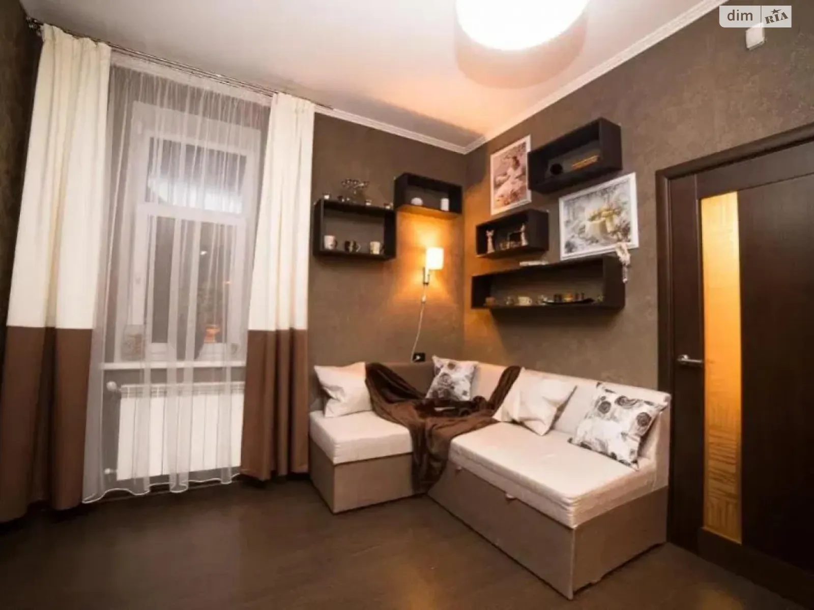 Сдается в аренду 1-комнатная квартира 38 кв. м в Львове, цена: 20000 грн