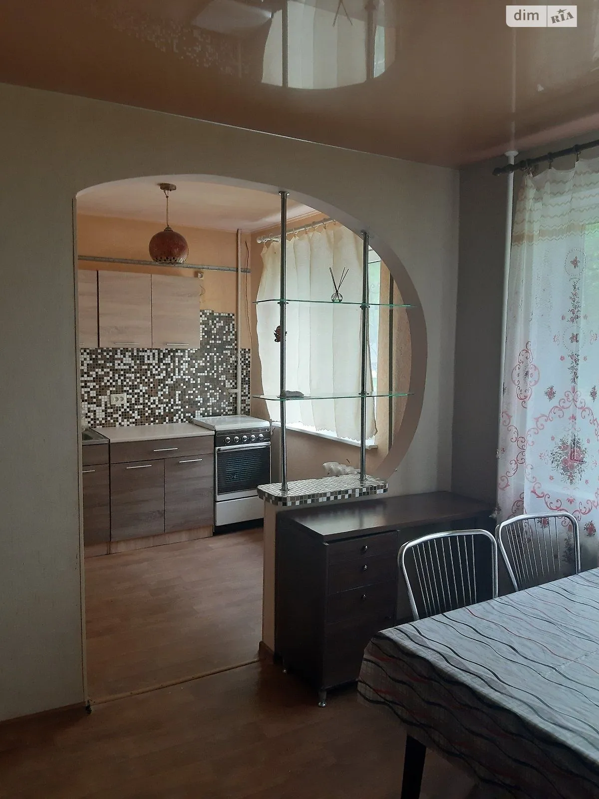 Продается 3-комнатная квартира 62 кв. м в Харькове, бул. Жасминовый