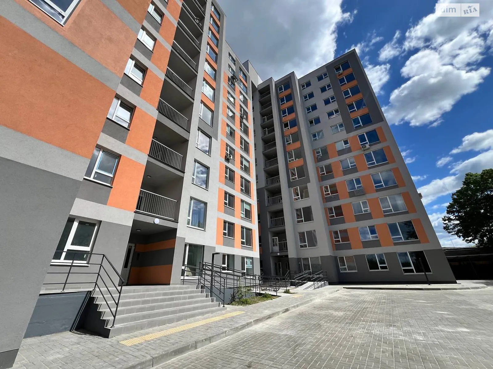 Продается 1-комнатная квартира 39 кв. м в Ровно - фото 1