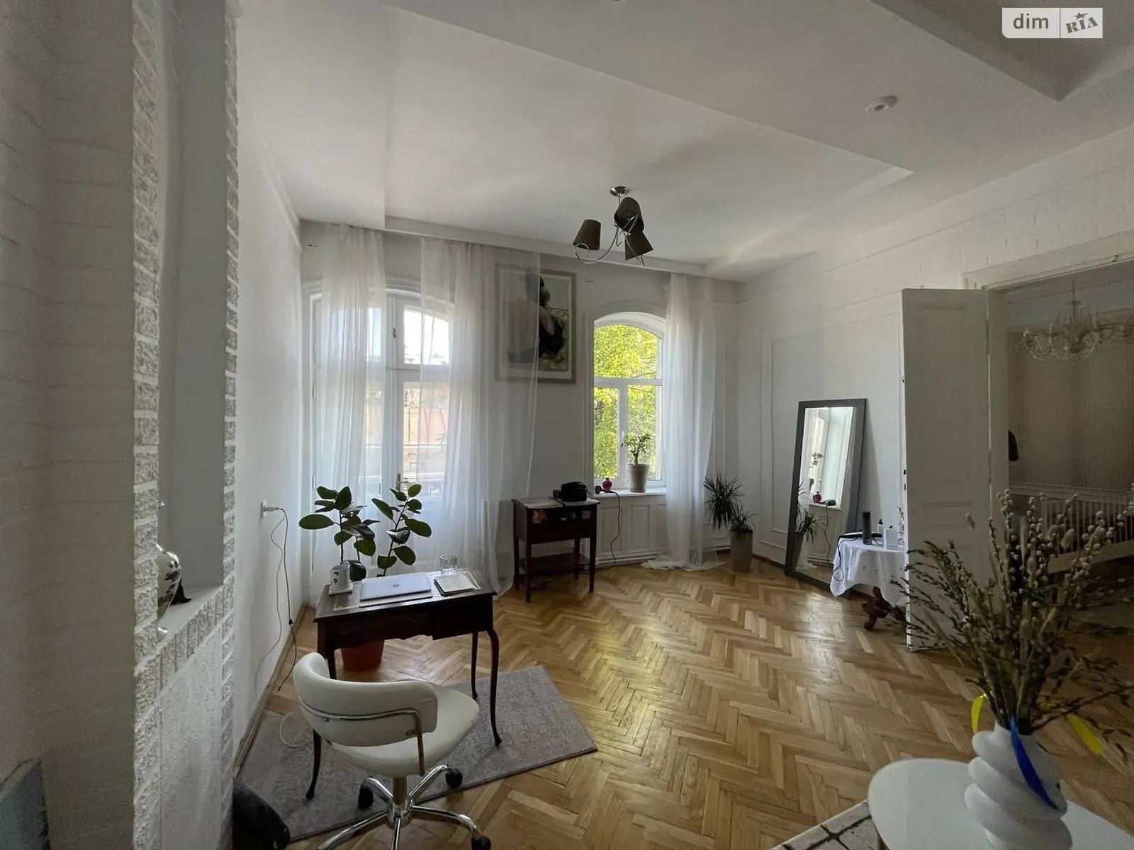 Продается 3-комнатная квартира 57.9 кв. м в Львове, ул. Костя Левицкого - фото 1