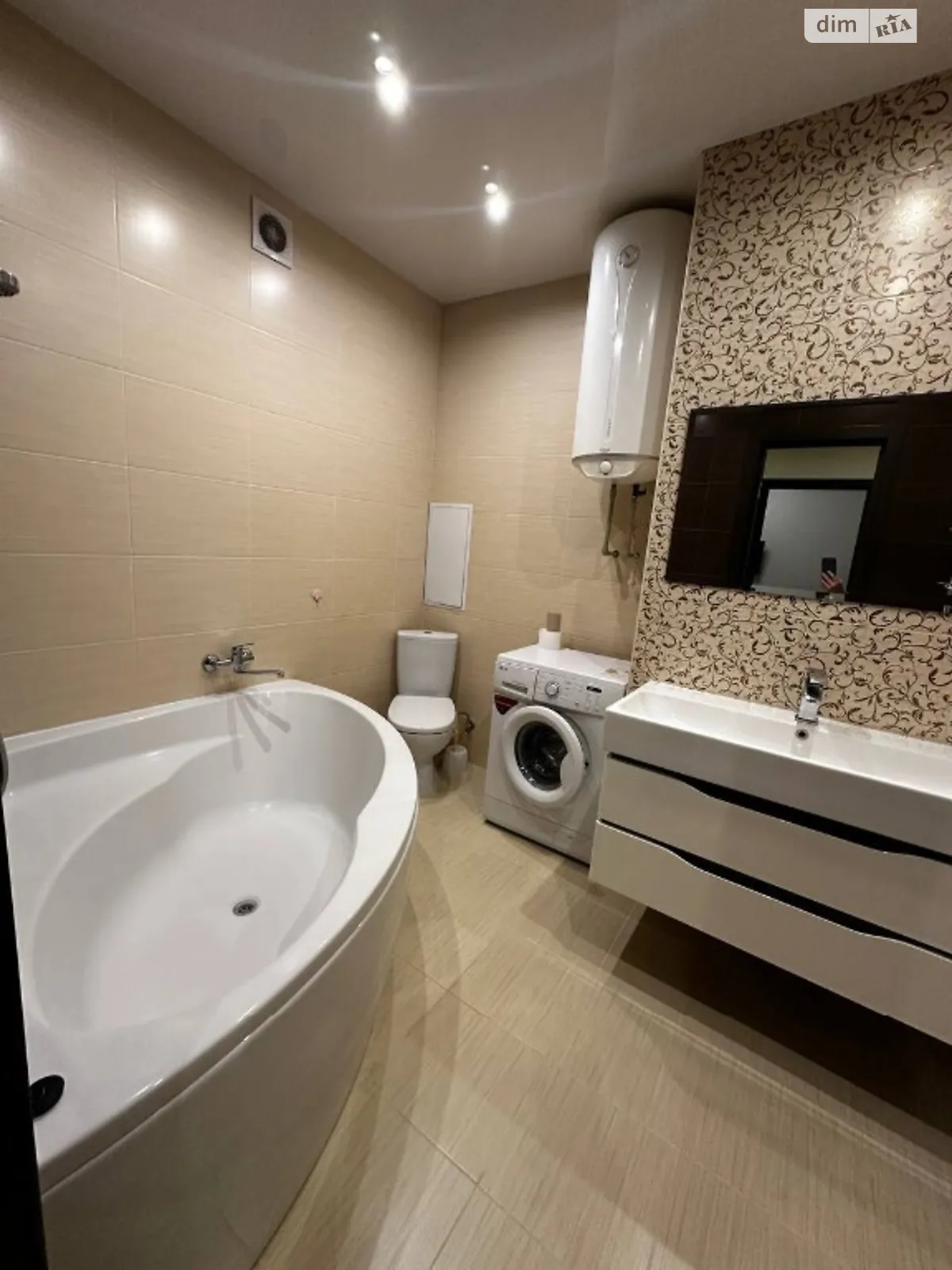 Продається 2-кімнатна квартира 75 кв. м у Хмельницькому, цена: 81500 $ - фото 1
