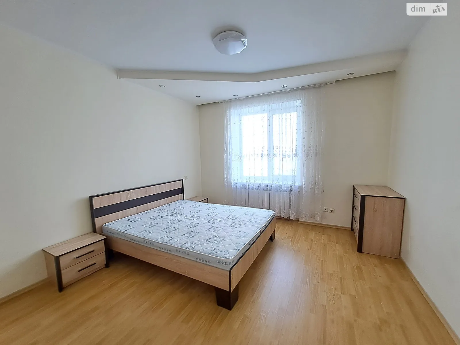 2-кімнатна квартира 70 кв. м у Тернополі, вул. Карпенка