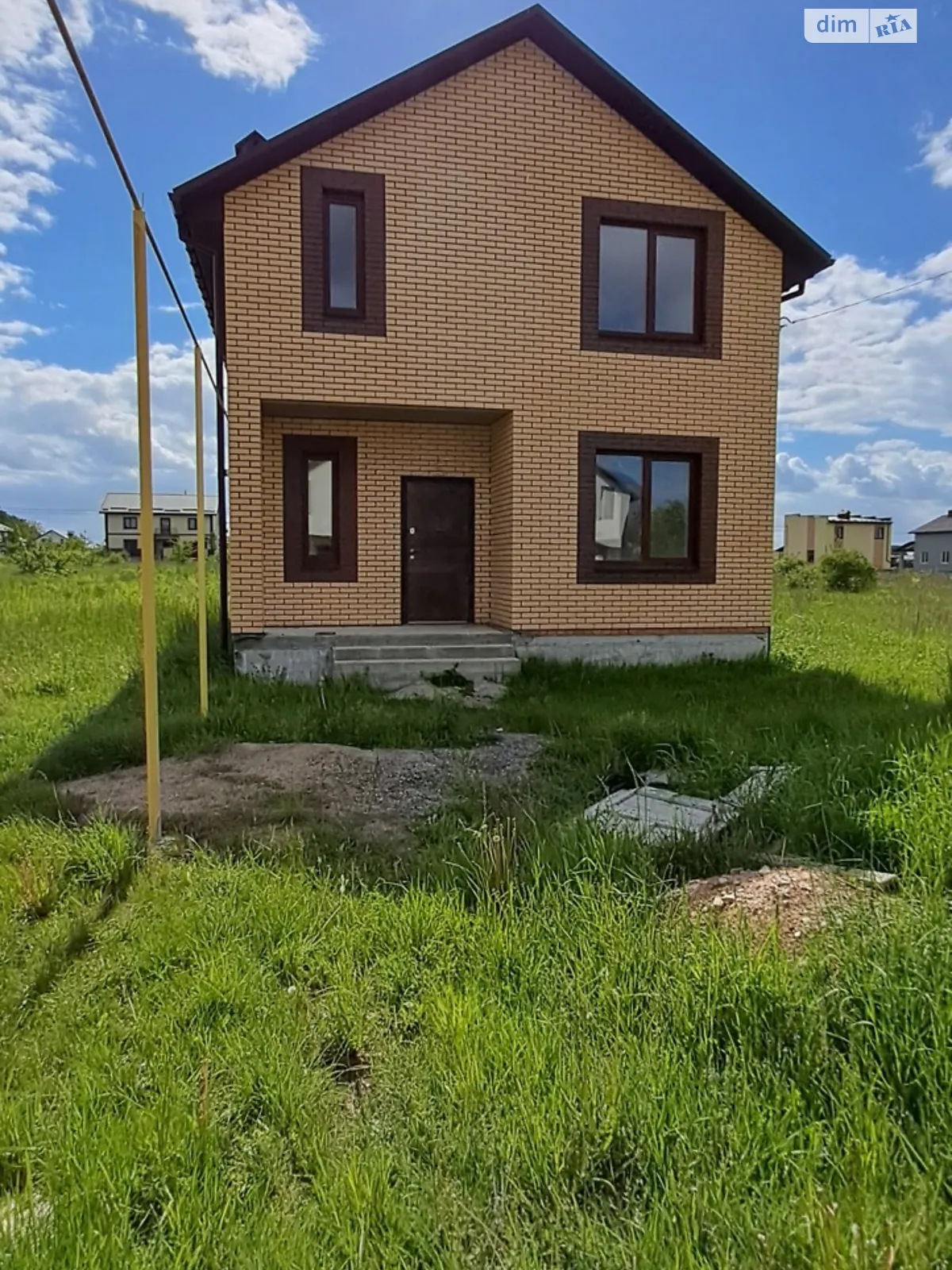 Продается дом на 2 этажа 125 кв. м с камином, цена: 105000 $ - фото 1