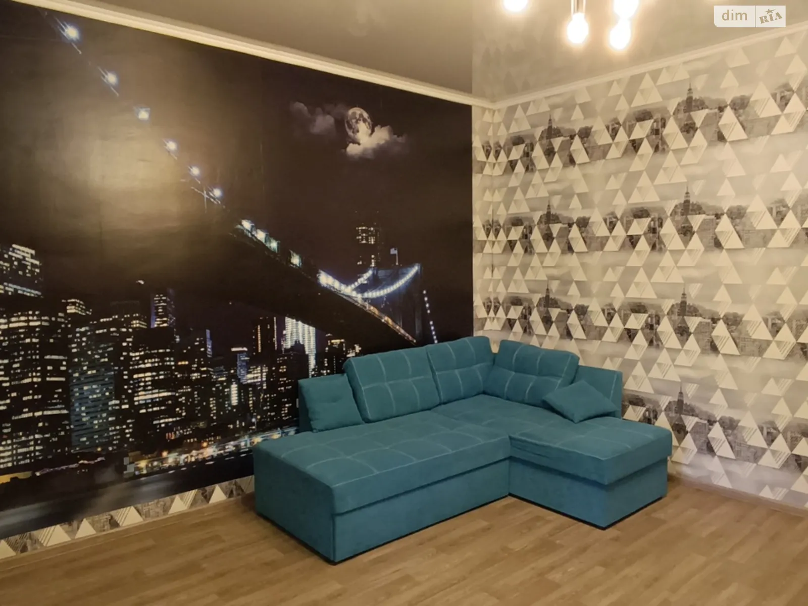Продается 3-комнатная квартира 74.5 кв. м в Николаеве, просп. Героев Украины - фото 1