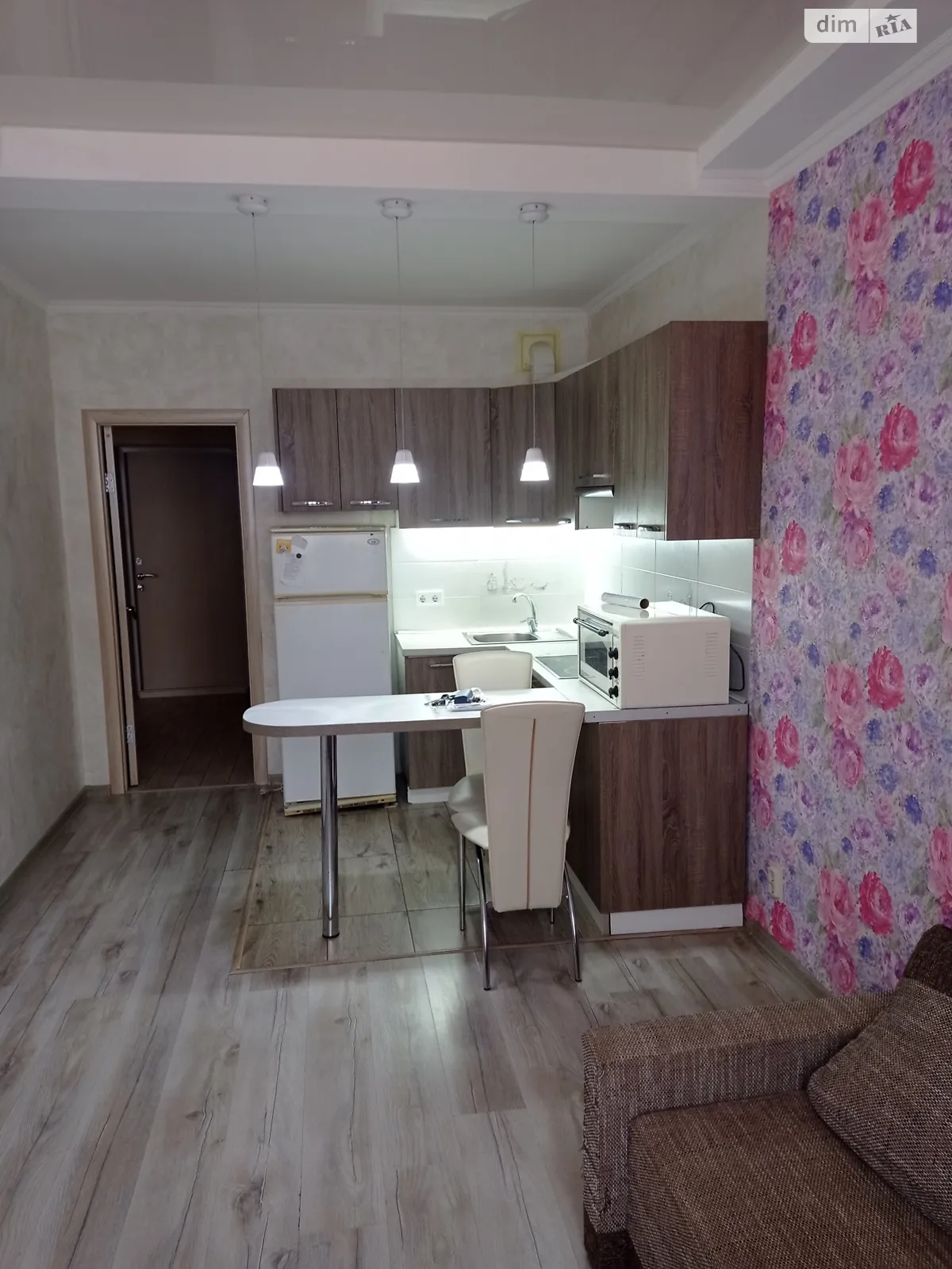 Сдается в аренду 1-комнатная квартира 42 кв. м в Одессе, мас. Радужный, 12 - фото 1