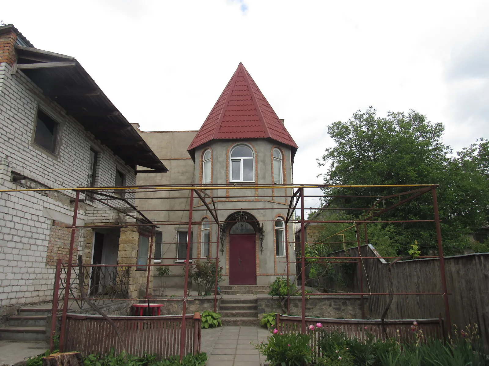 Продается дом на 2 этажа 167.1 кв. м с балконом, цена: 150000 $ - фото 1