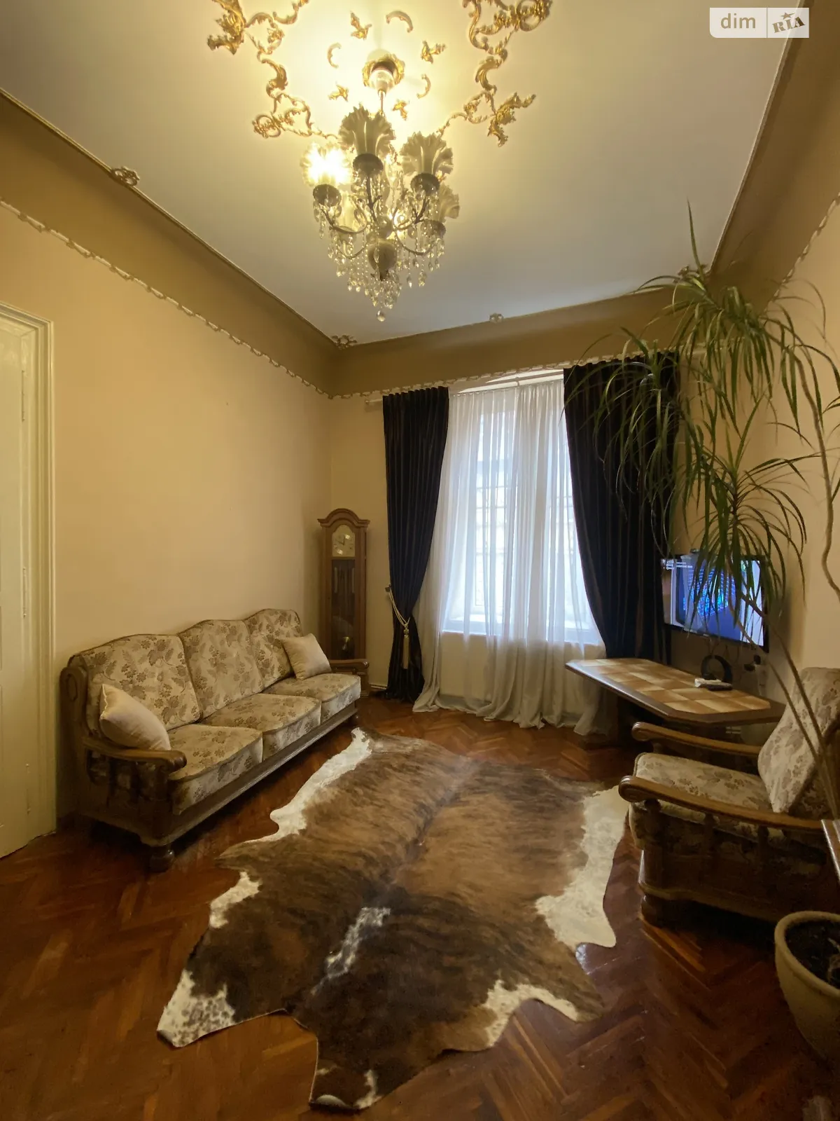 Продается 3-комнатная квартира 83 кв. м в Черновцах - фото 4