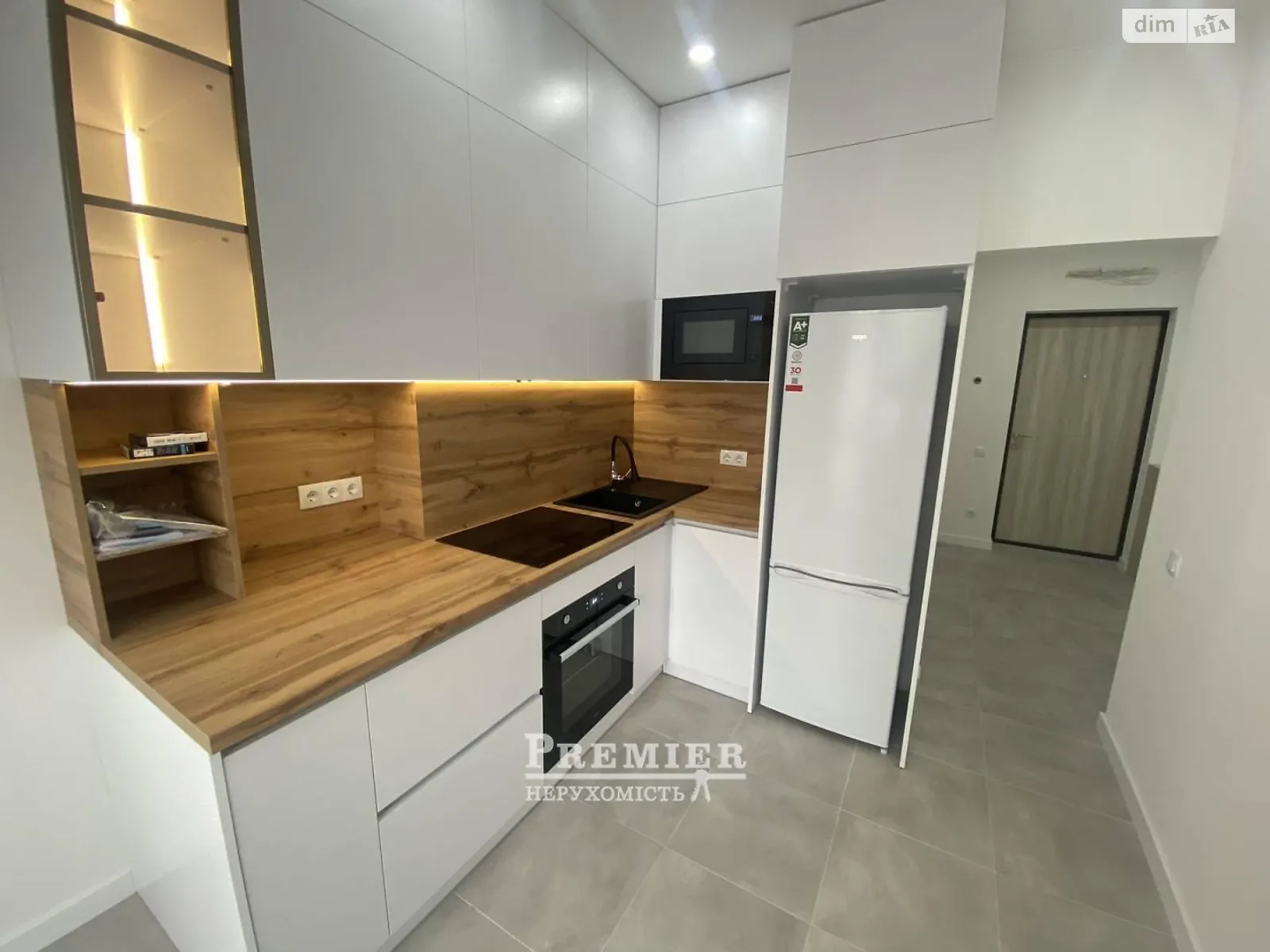 Продается 1-комнатная квартира 41 кв. м в Лиманке, ул. Спортивная, 3/5 - фото 1