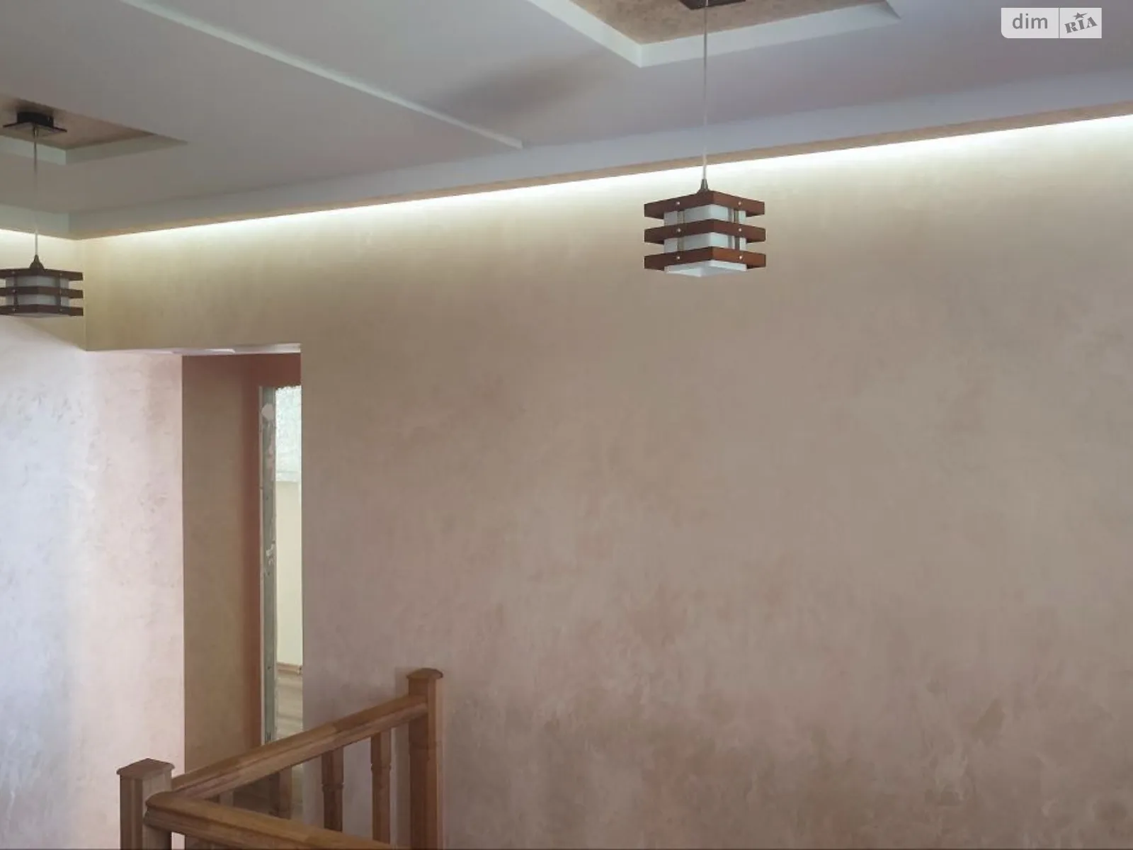 Продается дом на 2 этажа 209.6 кв. м с балконом, цена: 55000 $ - фото 1