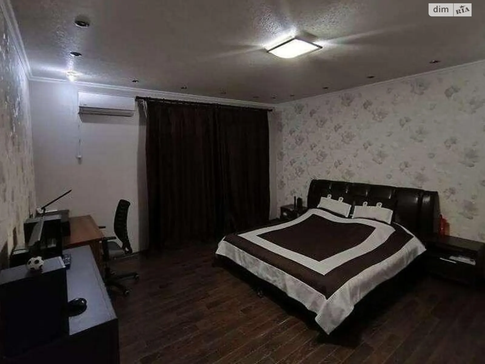 Продается 1-комнатная квартира 48 кв. м в Харькове, цена: 43000 $