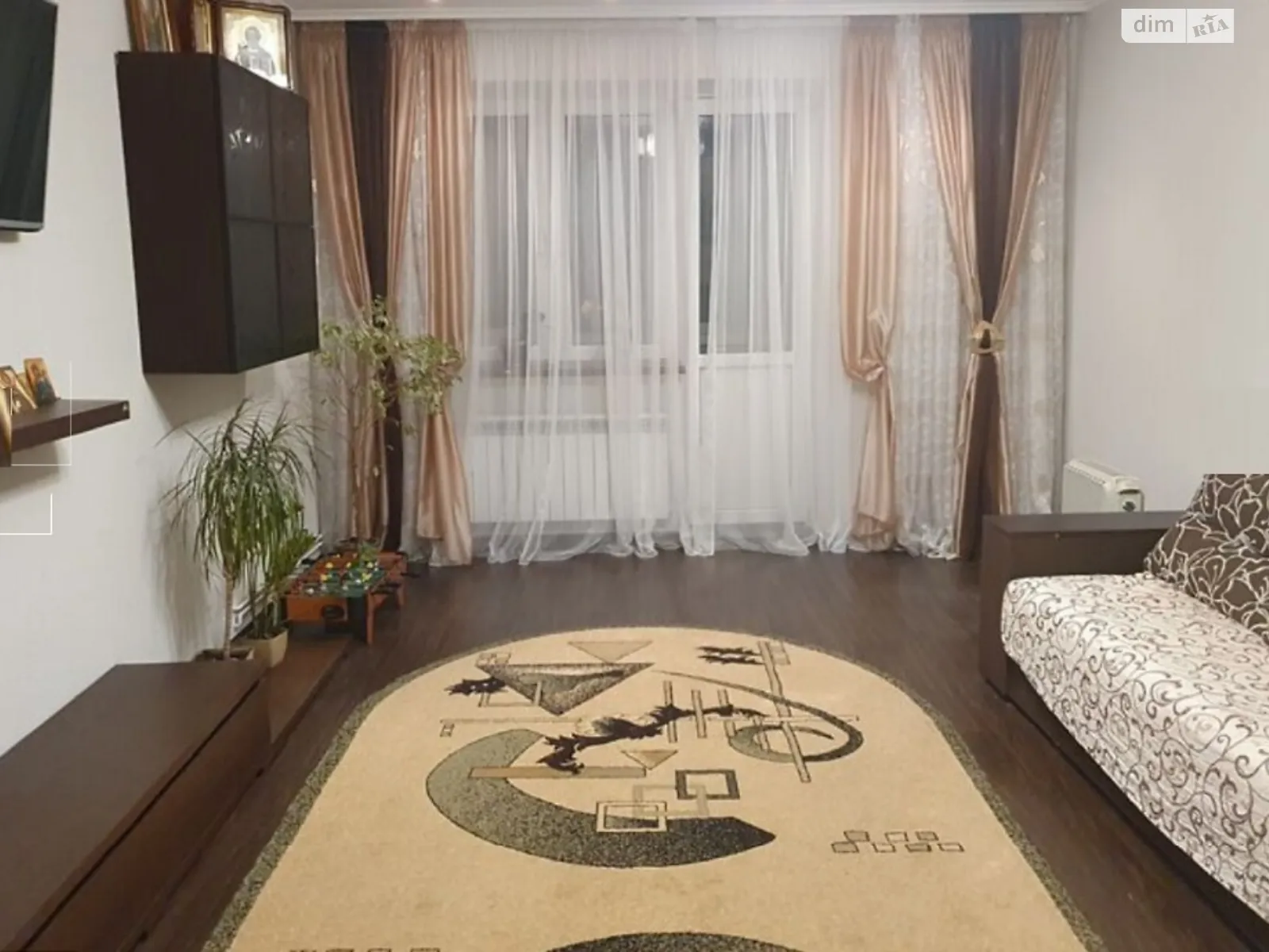 2-комнатная квартира 72 кв. м в Тернополе, ул. Курбаса Леся