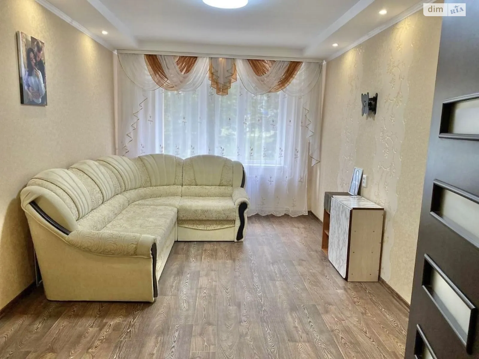 Продается 3-комнатная квартира 67 кв. м в Белой Церкви, ул. Черных Запорожцев(Леваневского), 26