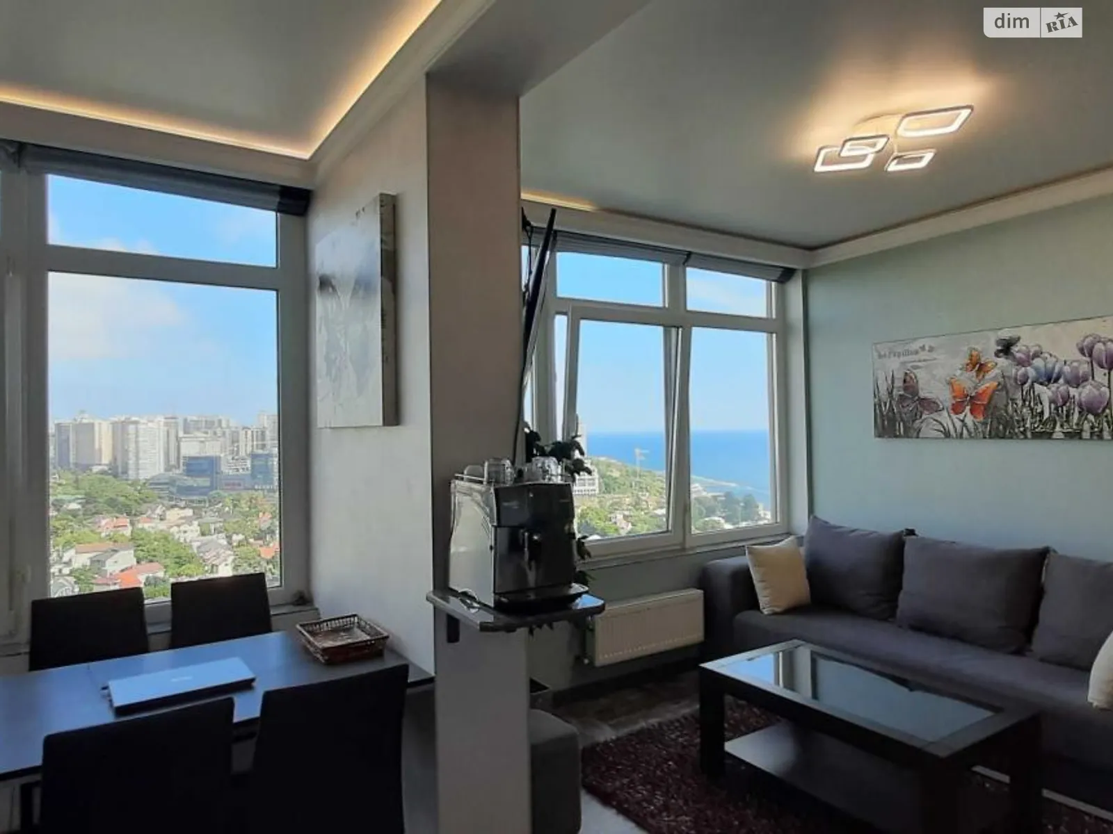 Продается 1-комнатная квартира 38 кв. м в Одессе, цена: 77000 $