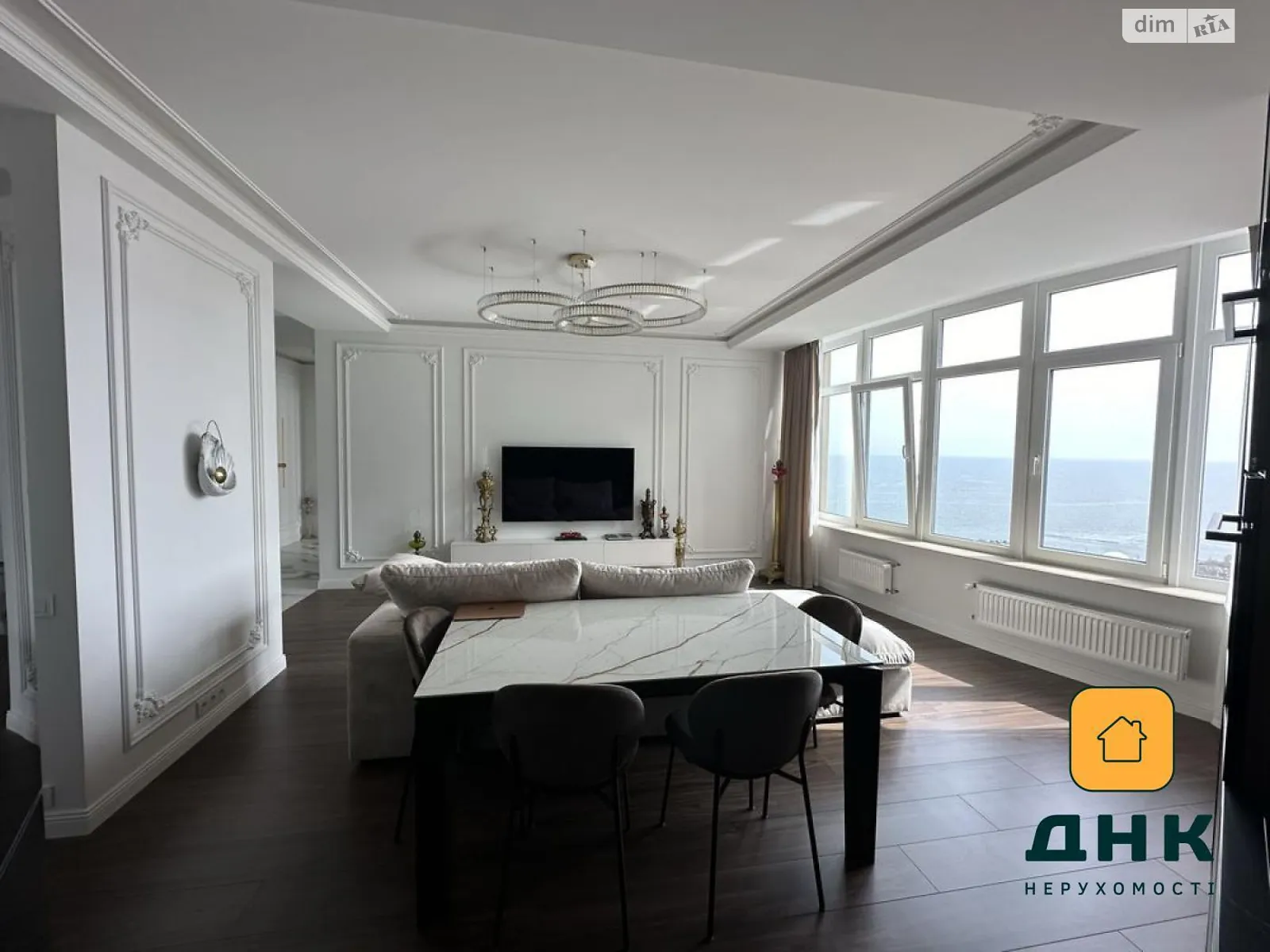 Продається 3-кімнатна квартира 86 кв. м у Одесі, цена: 285000 $