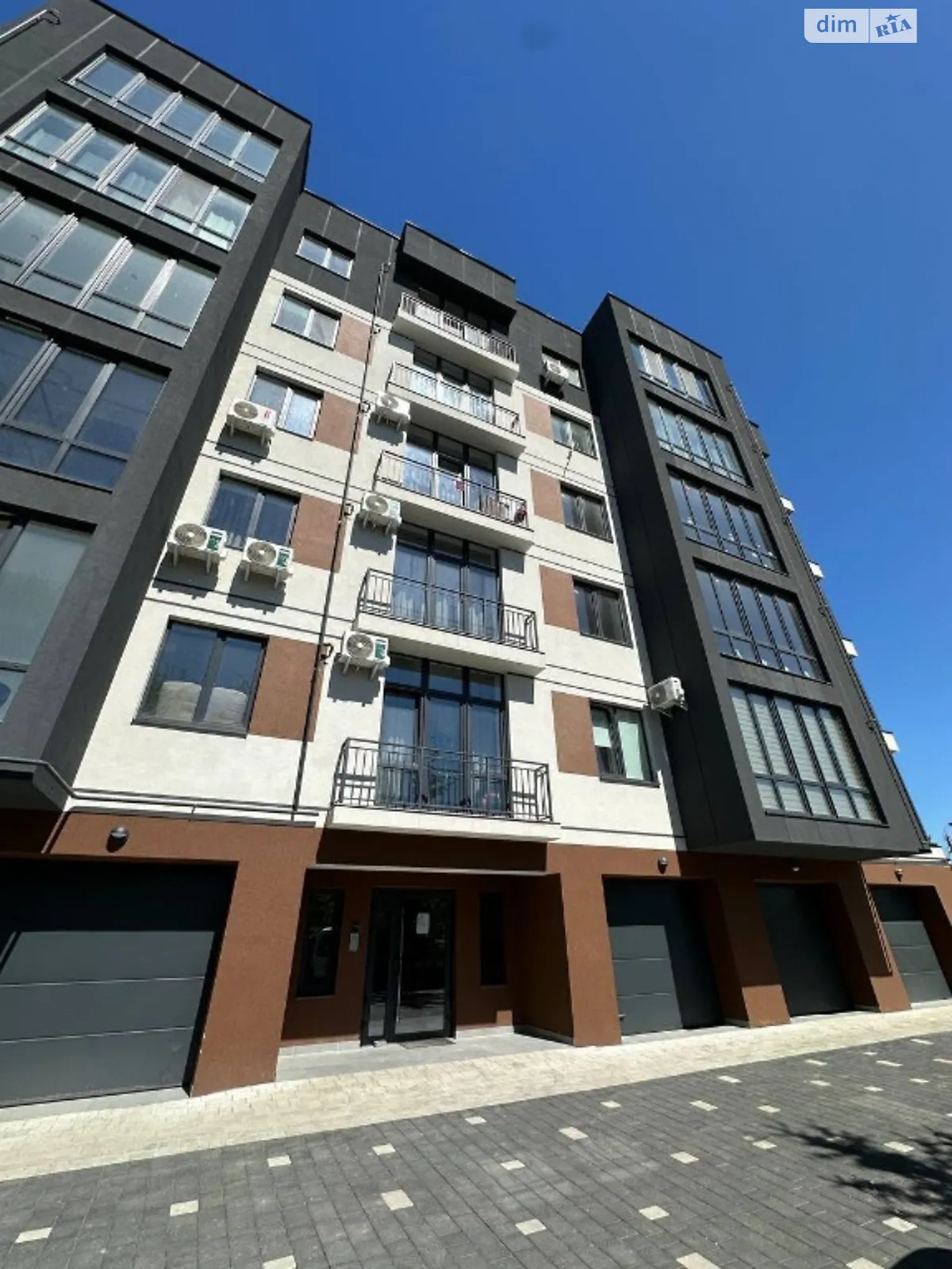 Продается 1-комнатная квартира 44 кв. м в Ровно