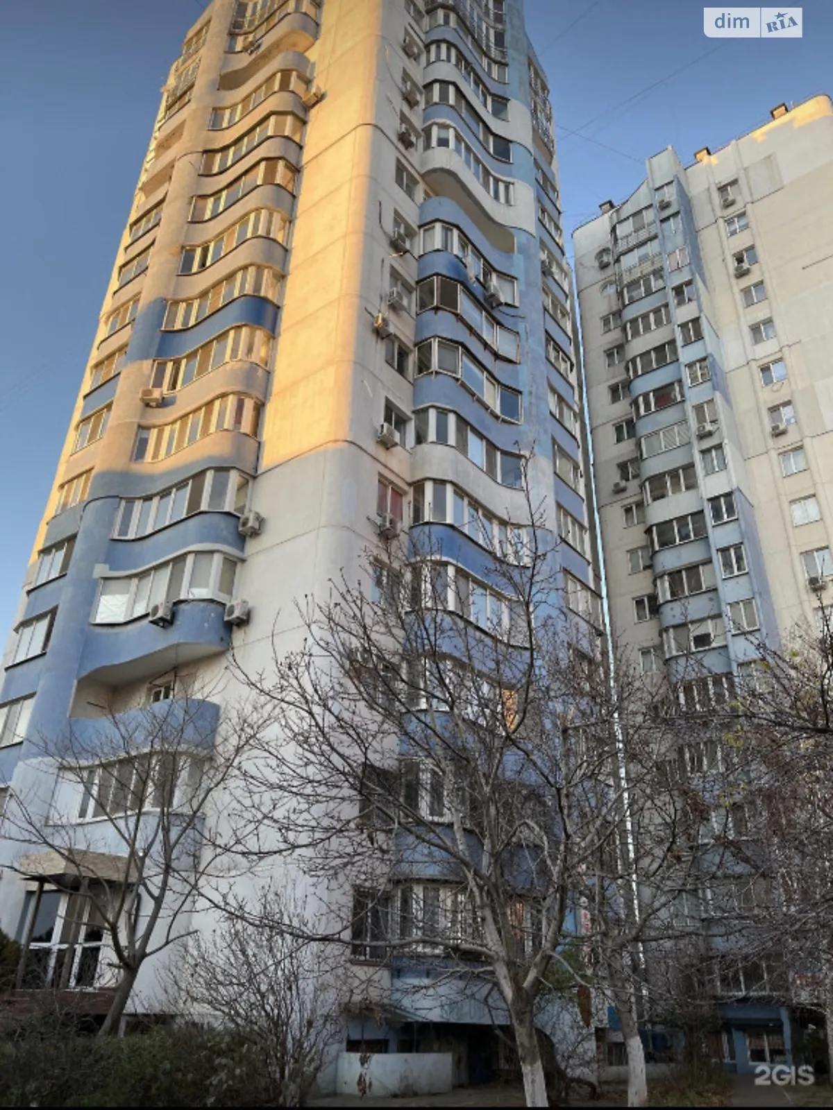 Продається 3-кімнатна квартира 70 кв. м у Одесі, вул. Палія Семена, 129