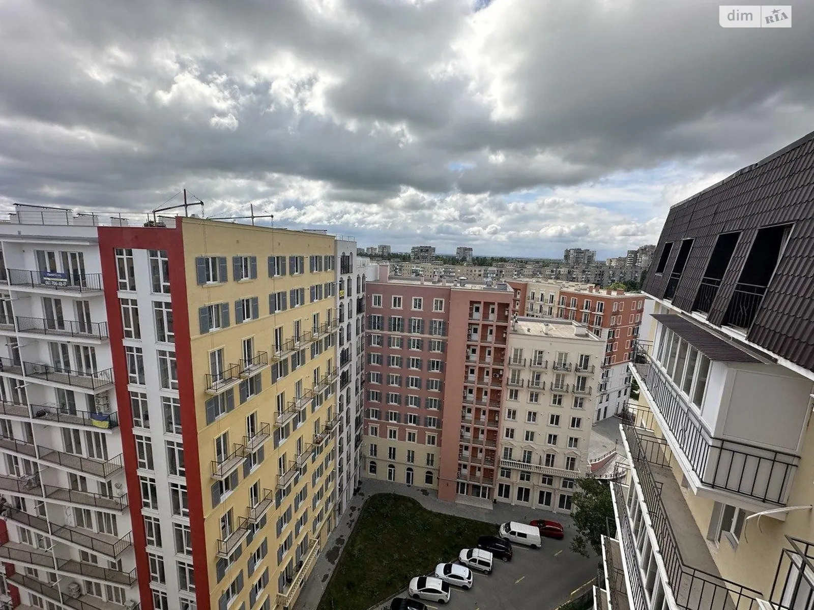 Продается 2-комнатная квартира 60 кв. м в Одессе, ул. Люстдорфская дорога, 100Д - фото 1