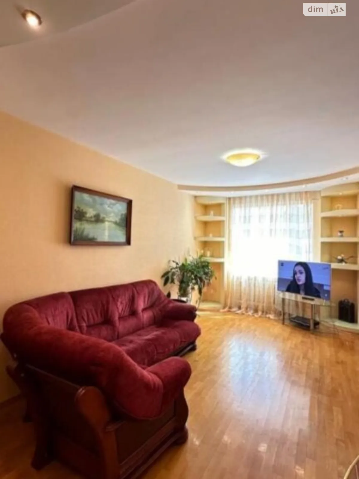 Продается 4-комнатная квартира 110 кв. м в Киеве, ул. Никольско-Слободская, 6А