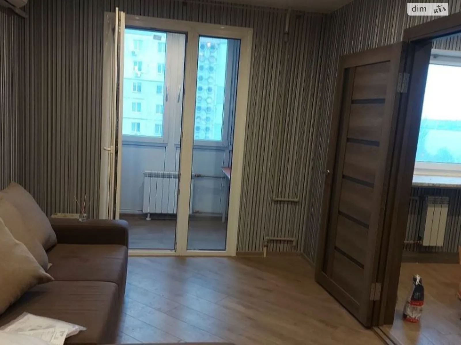 Продается 2-комнатная квартира 52 кв. м в Николаеве, ул. Лазурная - фото 1