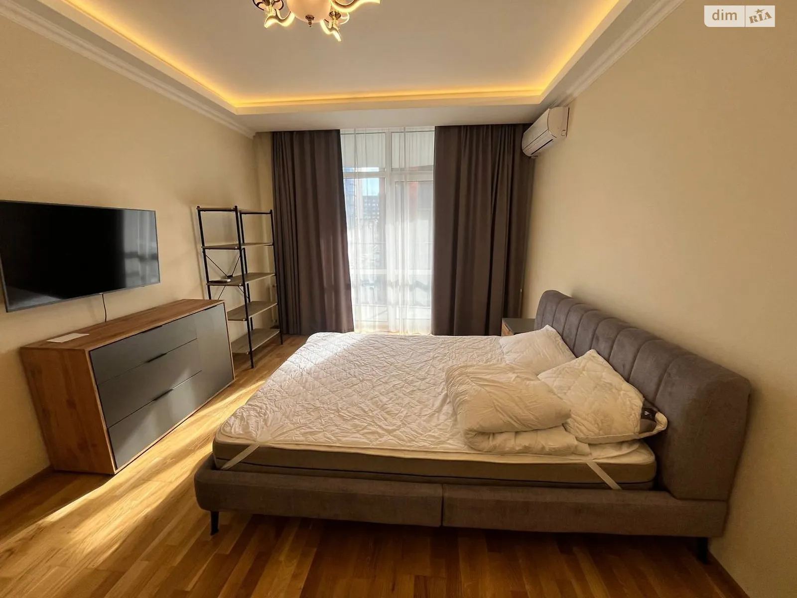 Здається в оренду 2-кімнатна квартира 70 кв. м у Львові, цена: 950 $
