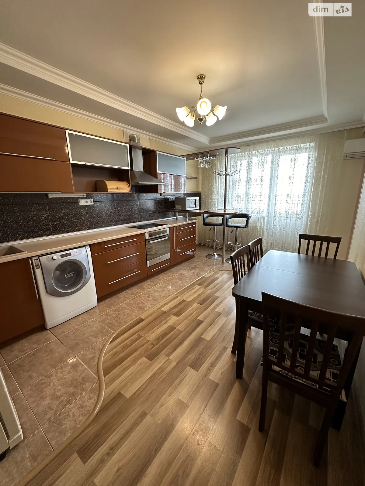 Продается 3-комнатная квартира 109.7 кв. м в Борисполе, ул. Киевский шлях, 1Д - фото 1