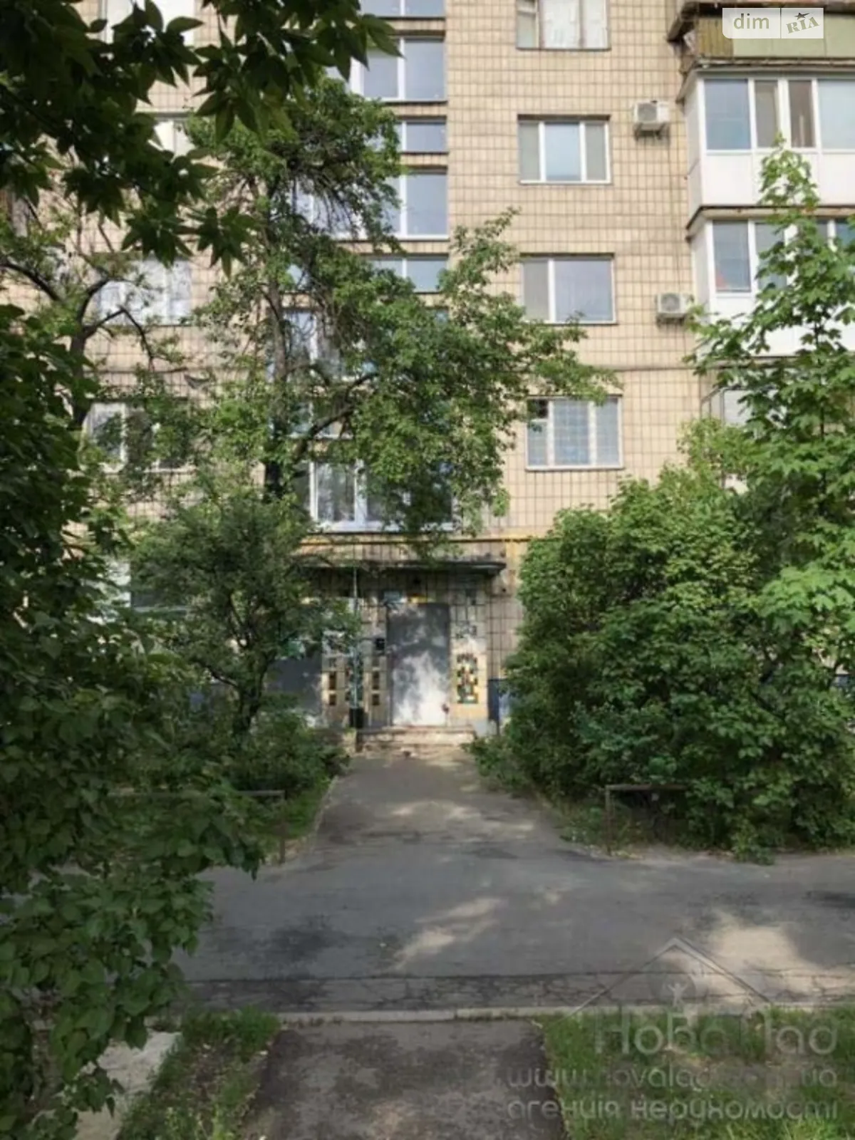 Продается 1-комнатная квартира 32.2 кв. м в Киеве, ул. Братиславская, 34 - фото 1