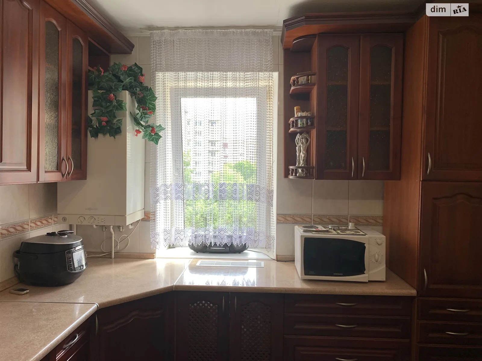 4-кімнатна квартира 87 кв. м у Тернополі, вул. Будного Степана - фото 1