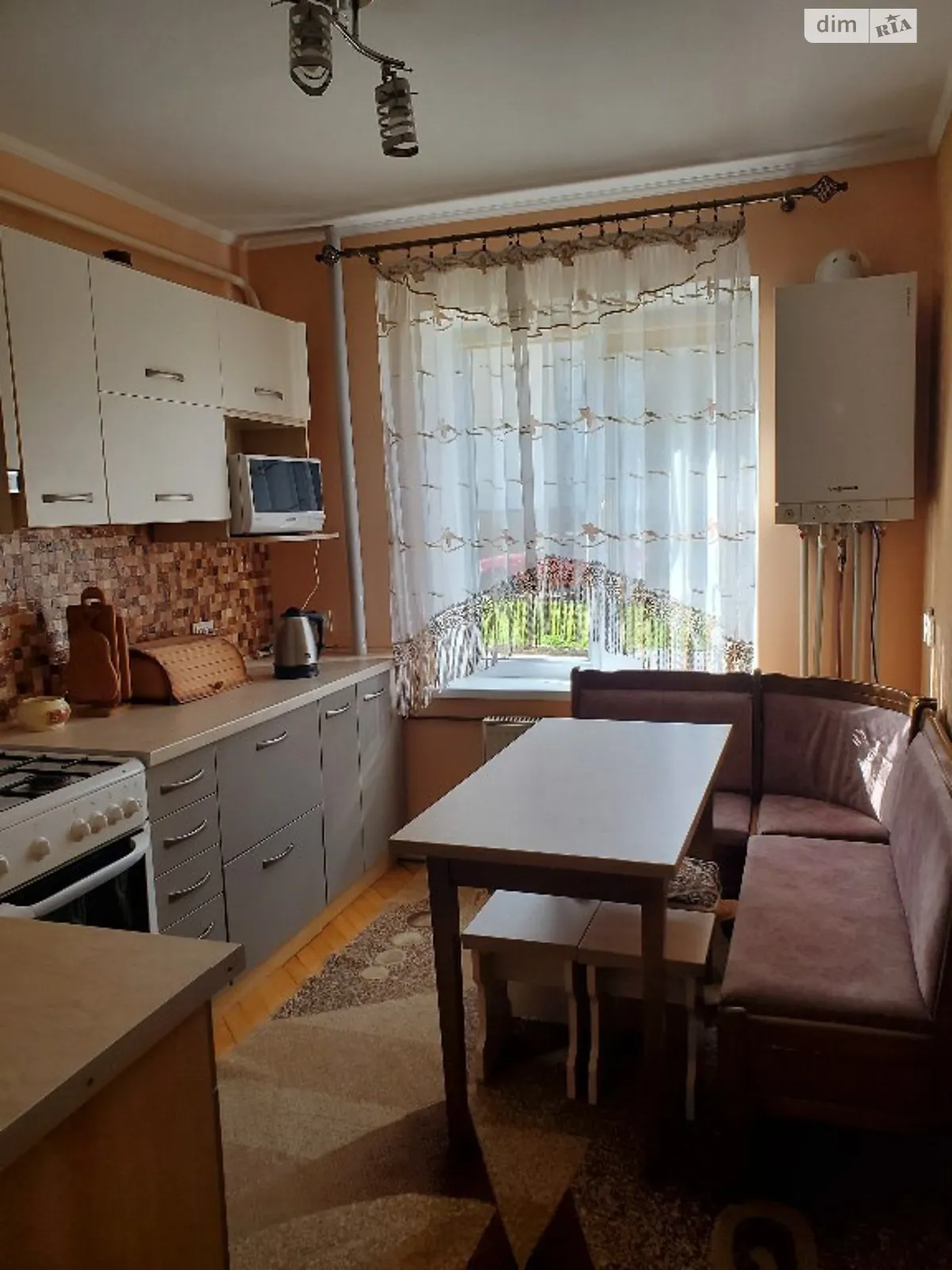 3-комнатная квартира 63 кв. м в Тернополе
