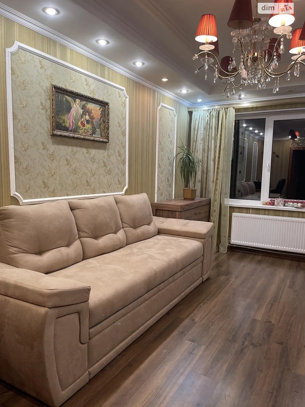 Продается 2-комнатная квартира 52 кв. м в Мироновке, ул. Соборности - фото 1