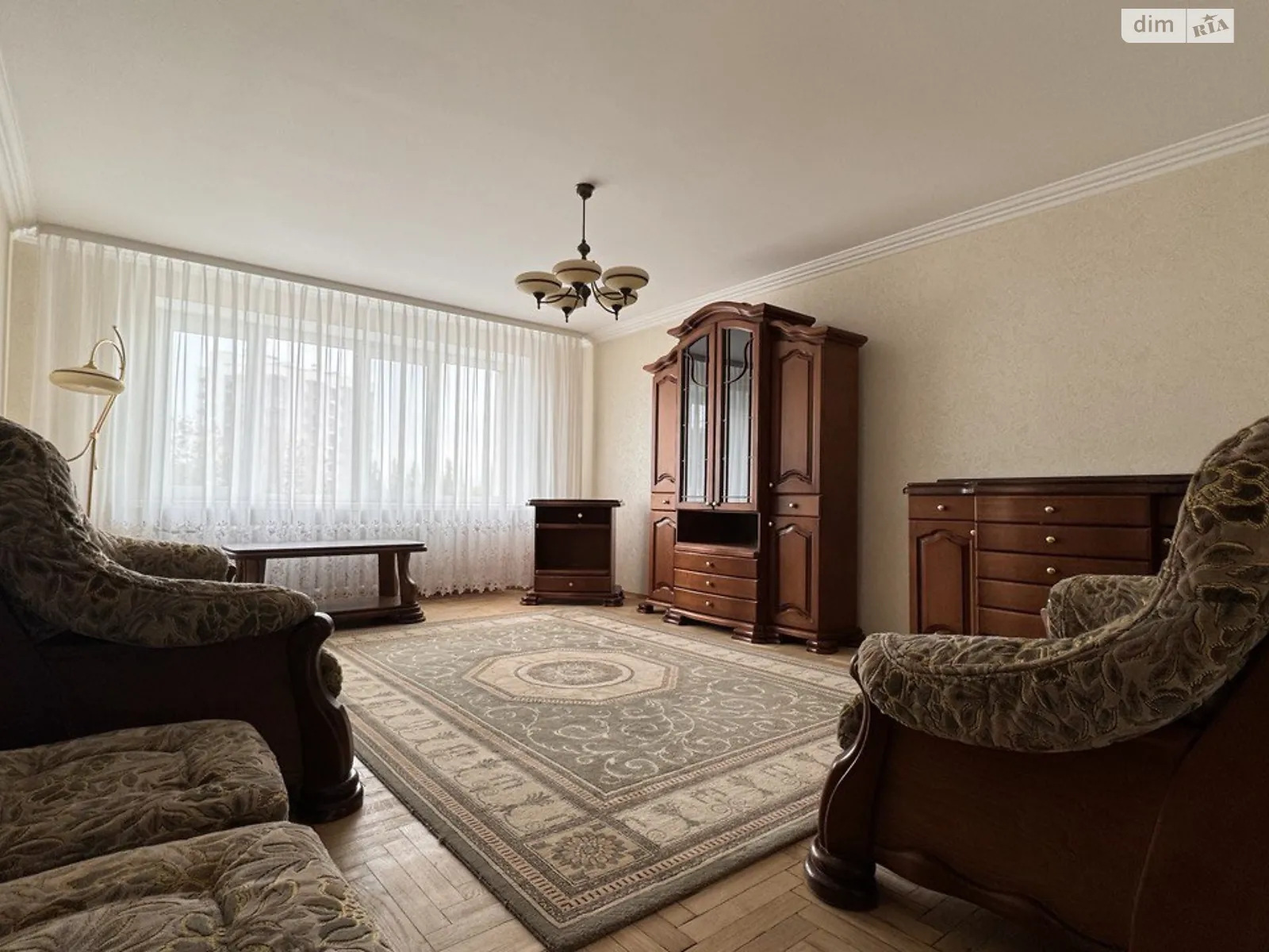 3-комнатная квартира 100 кв. м в Луцке, цена: 17000 грн