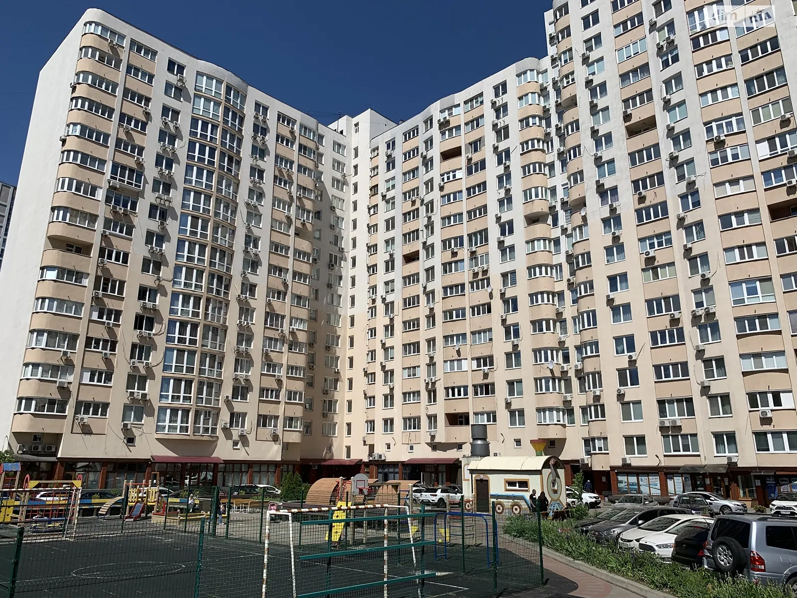 Продается 1-комнатная квартира 51 кв. м в Киеве, просп. Лобановского, 150В - фото 1