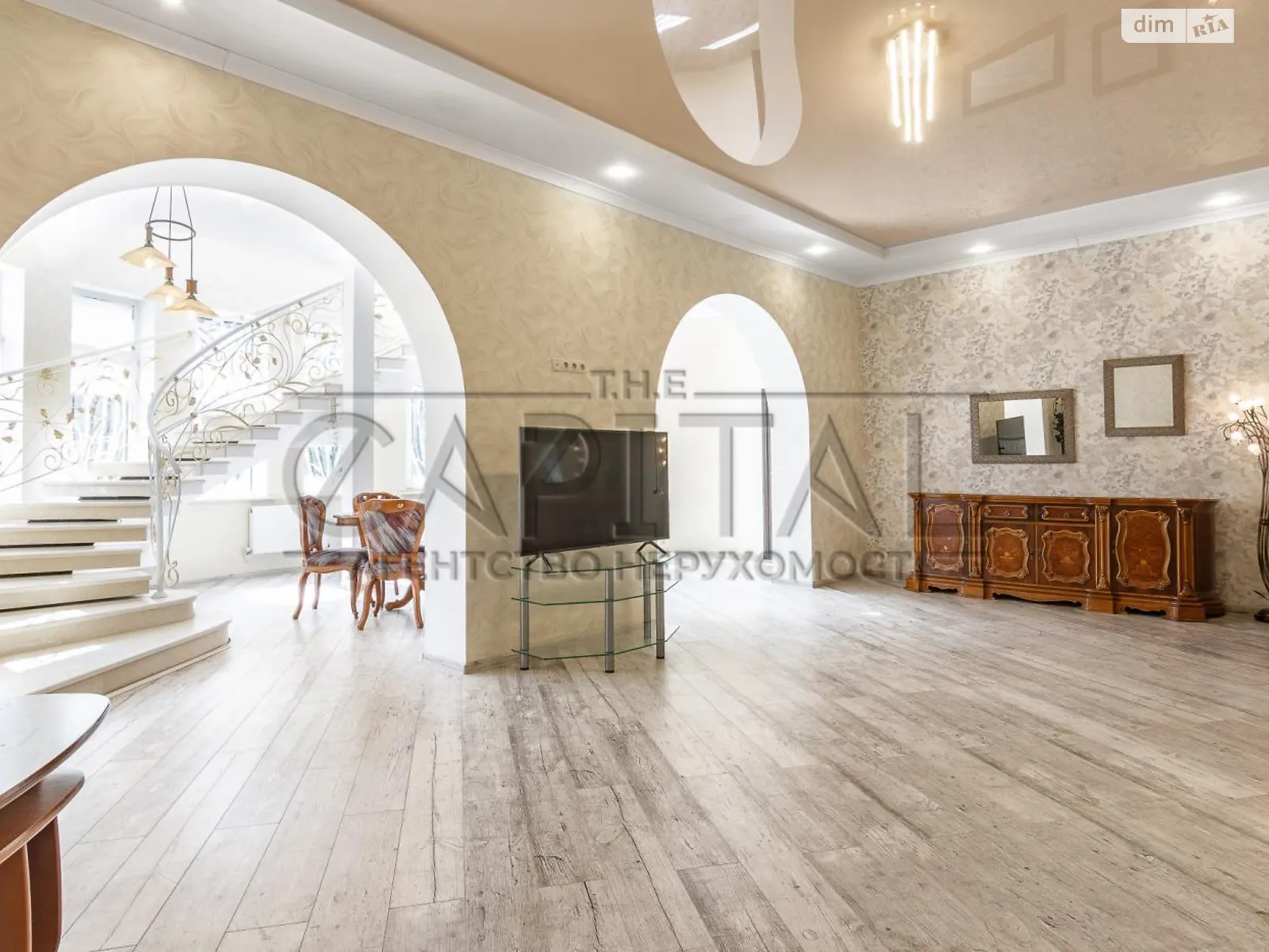Продається будинок 3 поверховий 512 кв. м з мансардою, цена: 310000 $ - фото 1