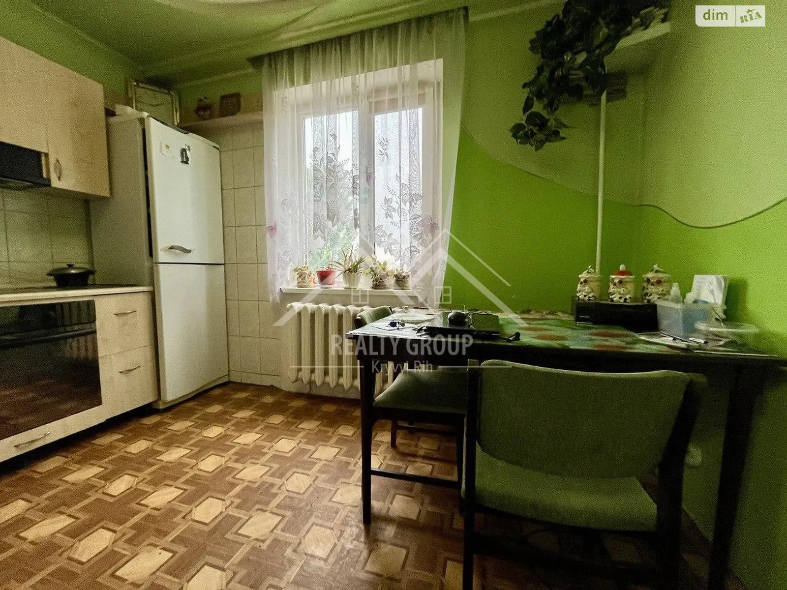 Продается 1-комнатная квартира 43 кв. м в Кривом Роге, ул. Независимости Украины, 3