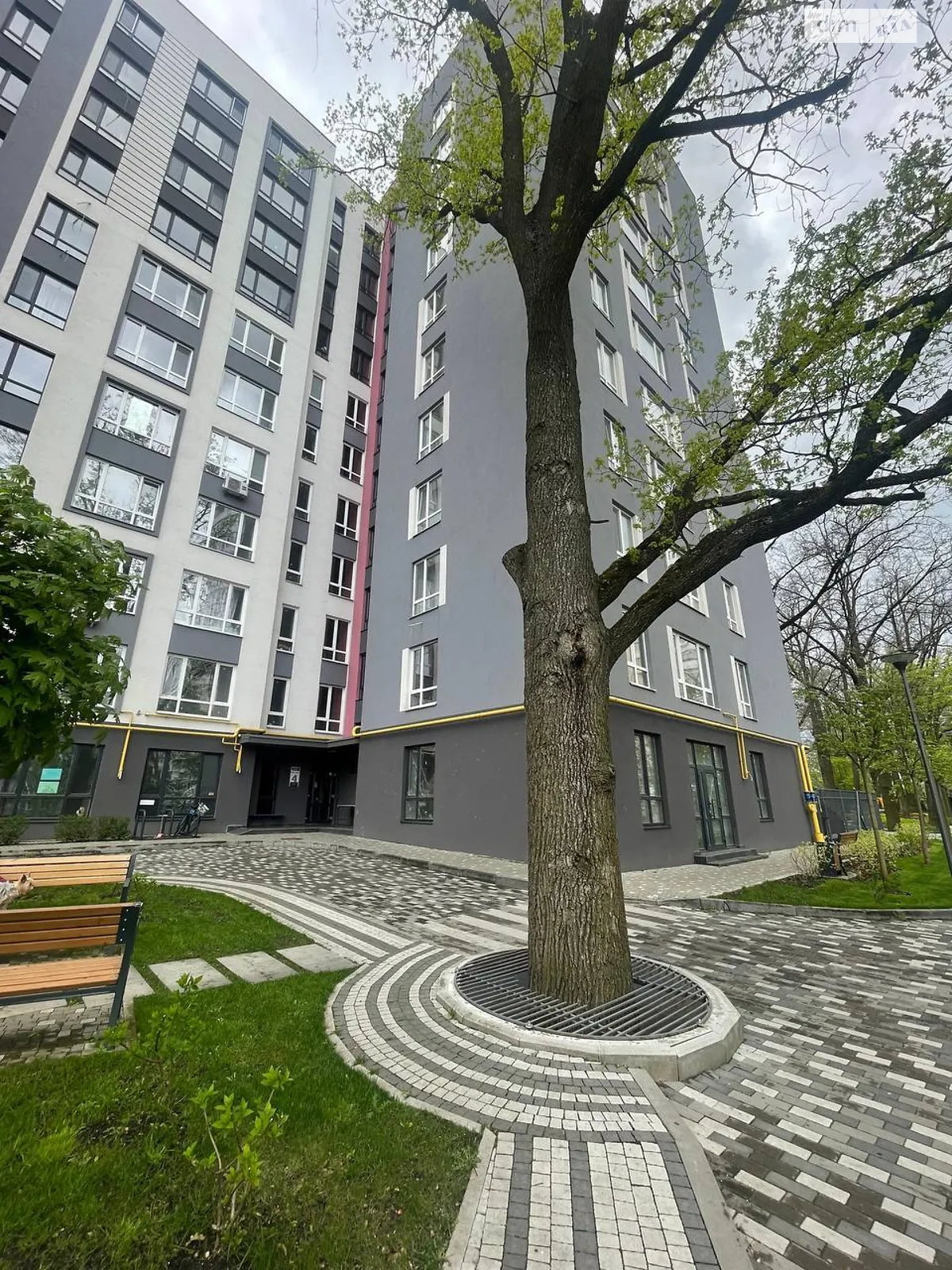 Продається 1-кімнатна квартира 44 кв. м у Ірпені, вул. Миколи Сингаївського(Новооскольська), 6Б