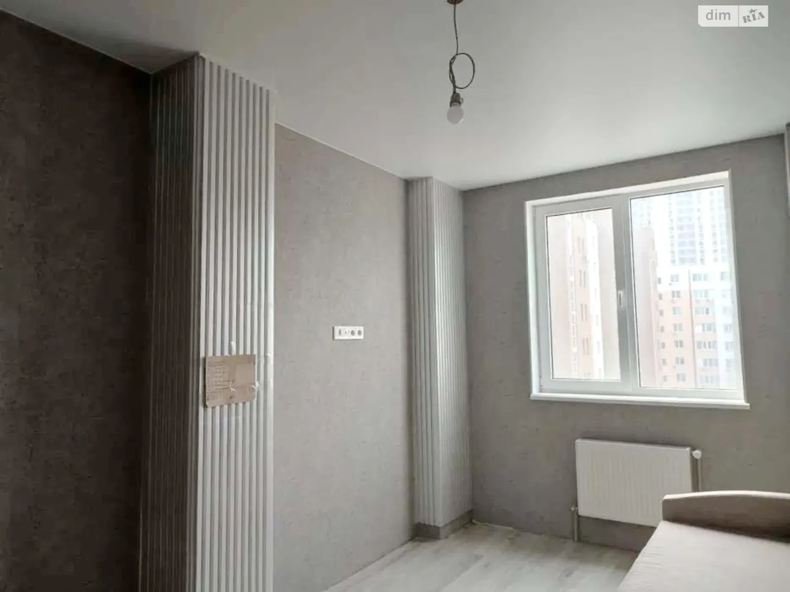Продается 1-комнатная квартира 43 кв. м в Крыжановка, ул. Академика Сахарова, 9