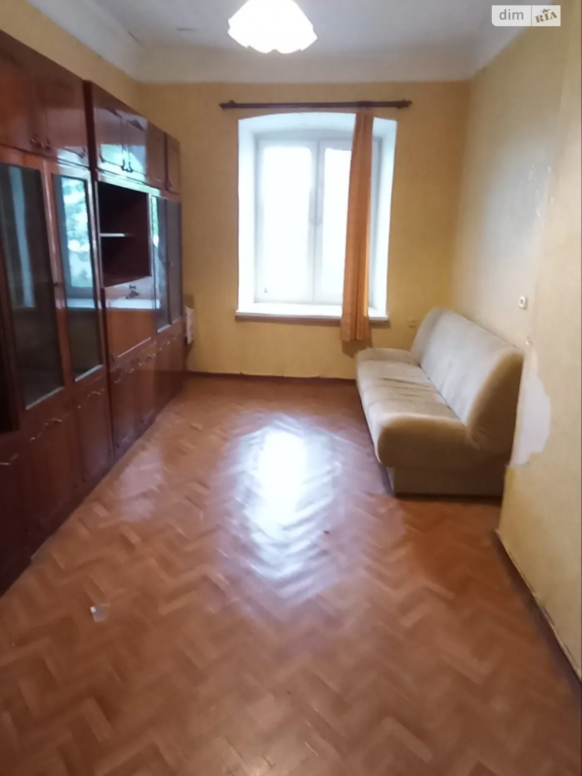 Продается 2-комнатная квартира 34 кв. м в Одессе, ул. Нежинская