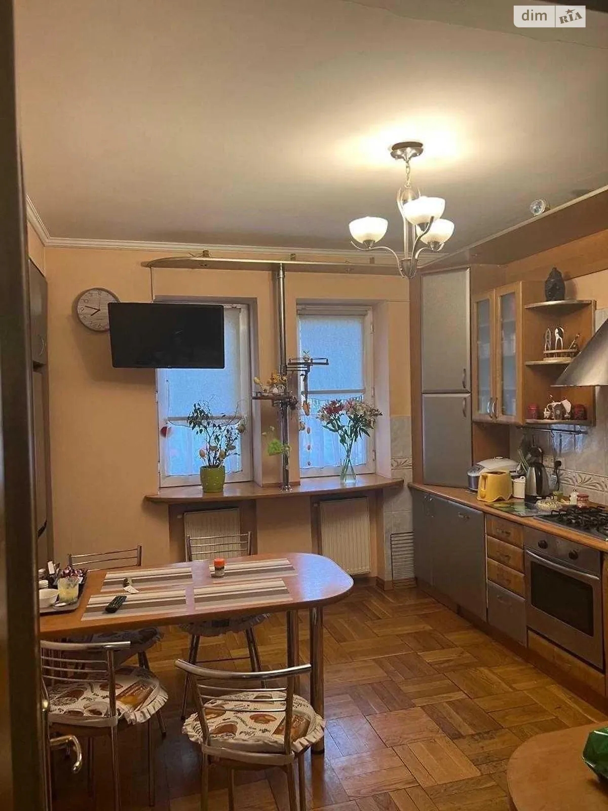 Продается 4-комнатная квартира 126 кв. м в Львове, ул. Перемышльский, 3А - фото 1